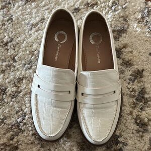 Women’s White Loafers, size 7